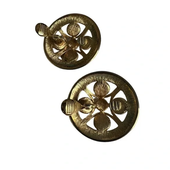 Monet Vintage Back Clasp Earrings With Gold + Pearl In Center - Picture 5 of 7